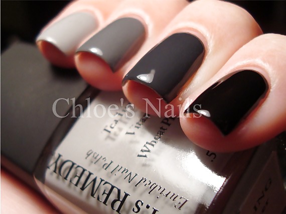 Uñas, uñas, uñas
 #11880767