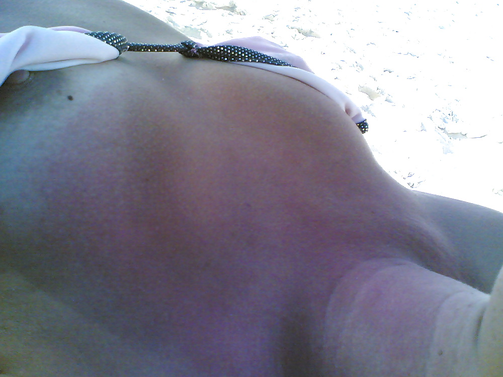 GF beach bikini oops nippple slip #8095200
