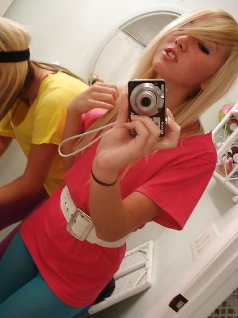 Si ella está aquí, es falsa 61
 #1507746