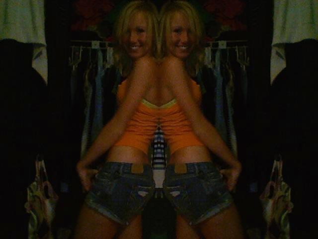 Si ella está aquí, es falsa 61
 #1507865