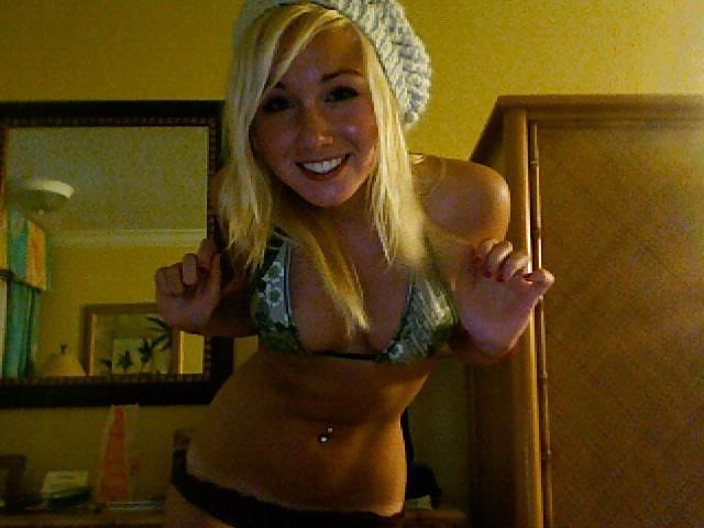 Si ella está aquí, es falsa 61
 #1507903