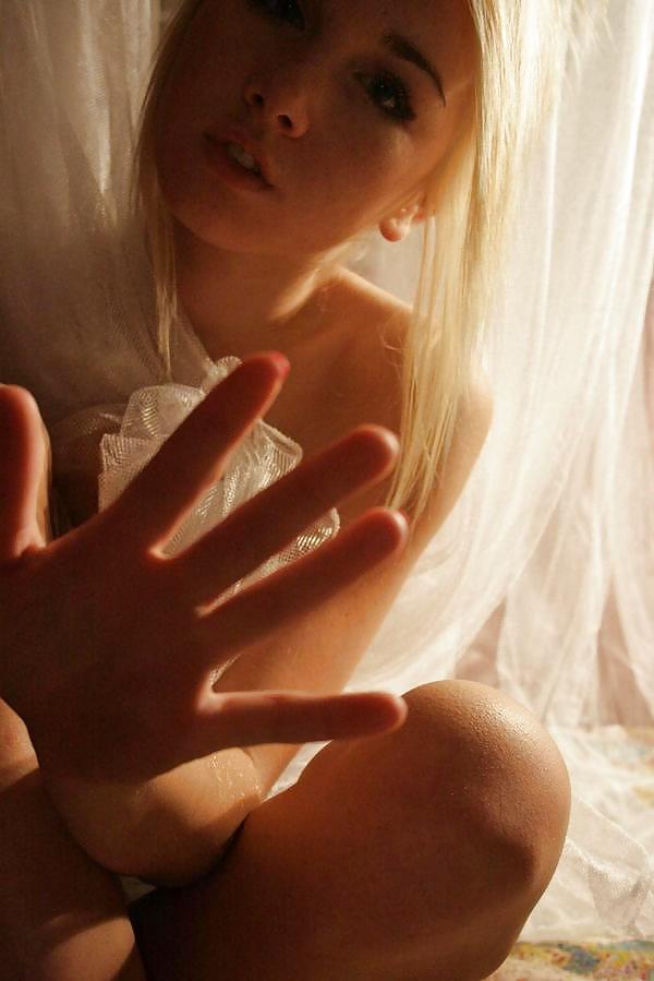 Si ella está aquí, es falsa 61
 #1508096