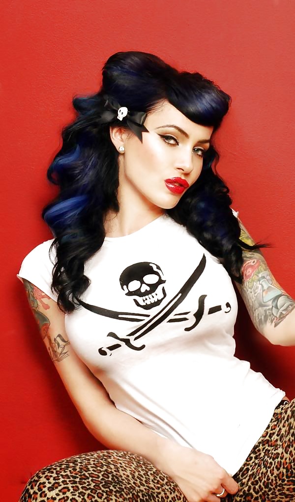 Rockabilly - punk - tattooed chicks. #2161020