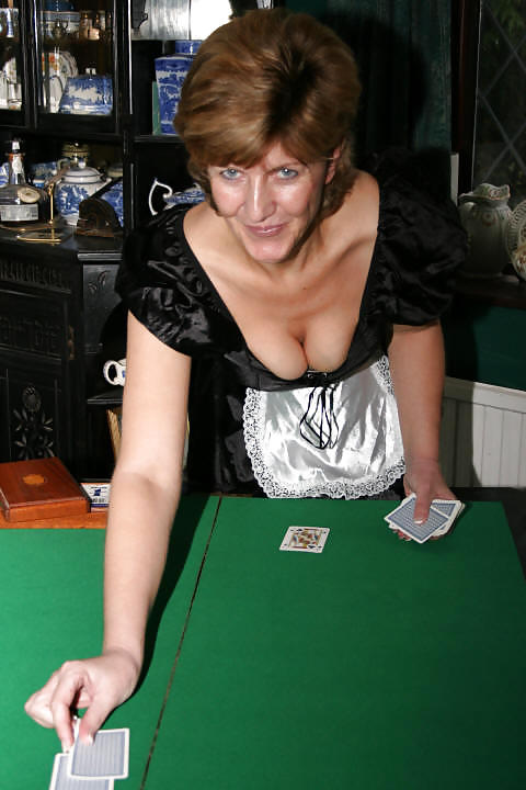 Sara Strip-Poker #13003215