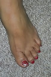 Feet feet ( voted top 3 )and toes #17952339