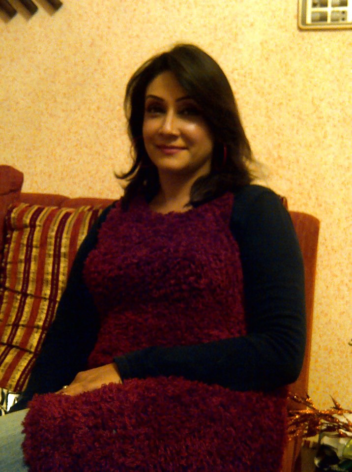 Pakistani Milf Shazia for big black cocks and cumshots #12667703