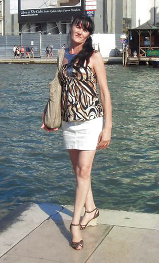 Mi madre en Venecia, Italia....
 #9120397
