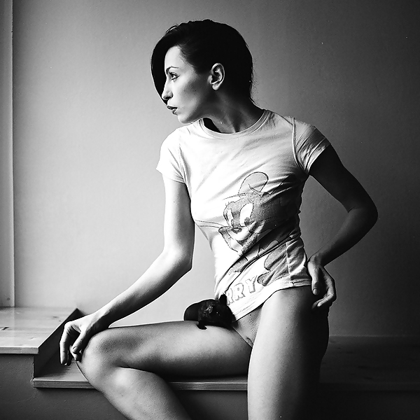 Unlit & White (panpexeso) #9615992