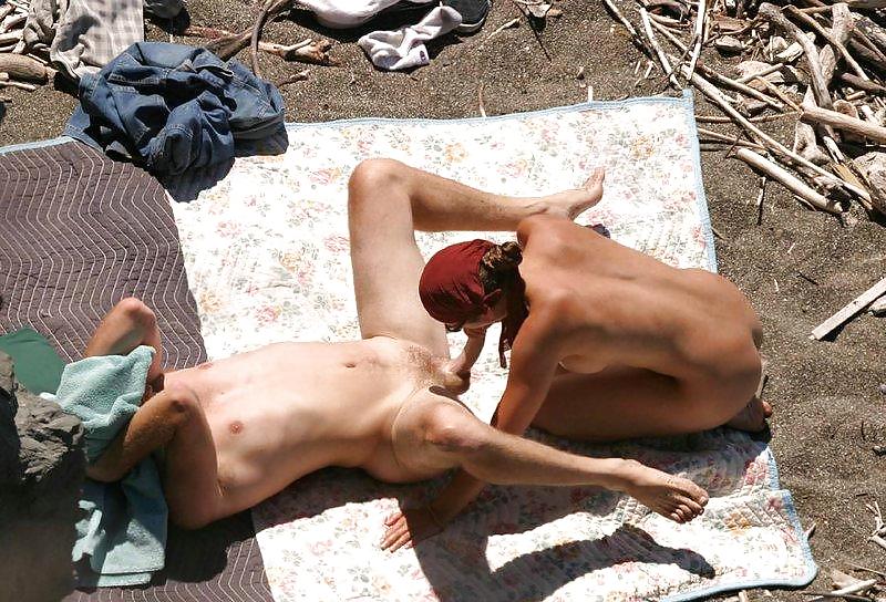 Amo il sesso sulla spiaggia
 #1677386