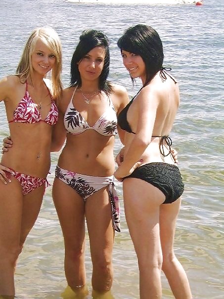 Sexy chicas de la playa 03
 #3167952