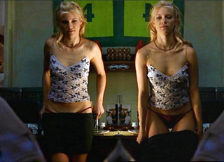 Amy Smart Glamour, Nudes, Caps #3893070