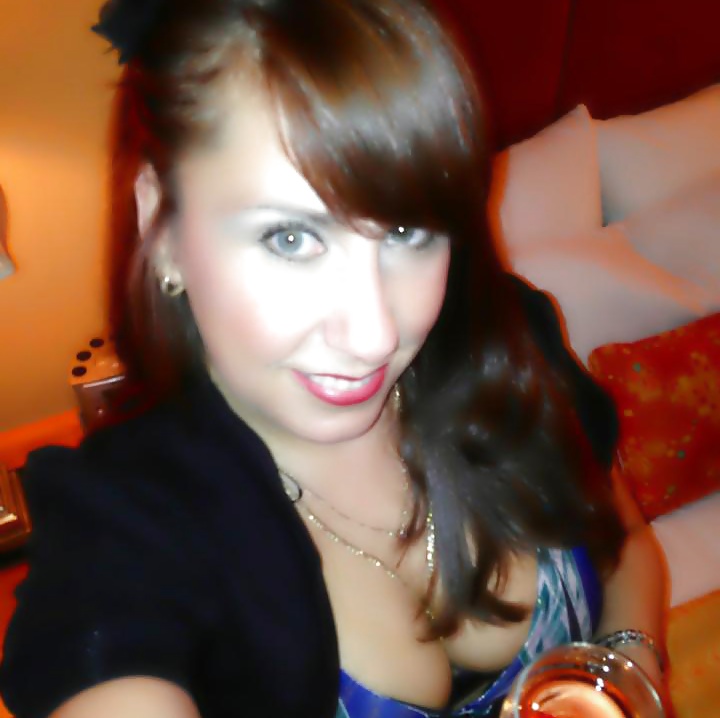 私の友達のふしだらなママ pt2
 #17762850