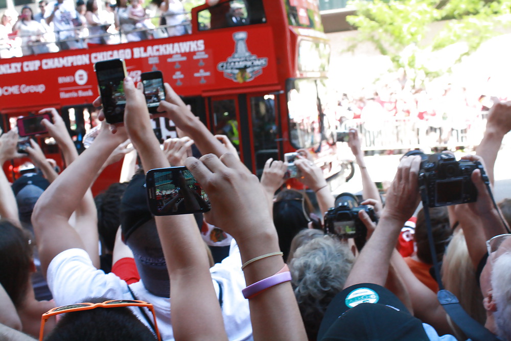 Stanley Cup-Meister Black Hawks Parade Chicago ..... #20139345