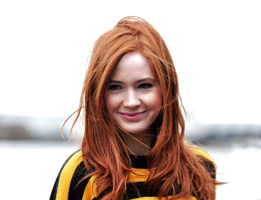 Karen gillan
 #15008712