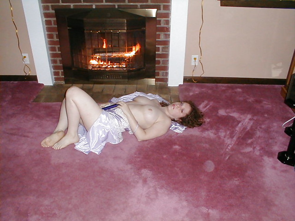 Redhead Milf at Home #20200133