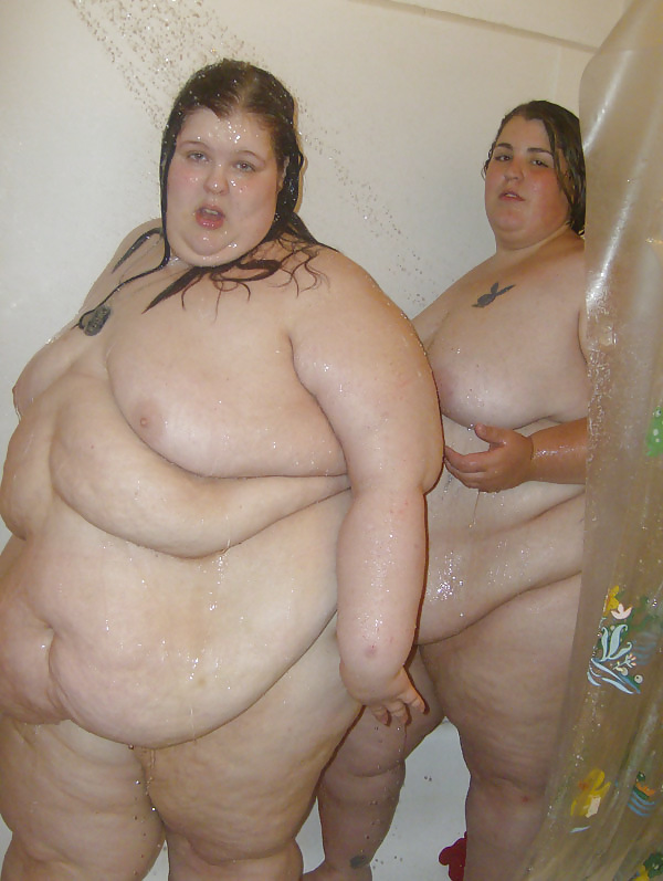 SSBBW girls showering together (REAL girlS) #4633084