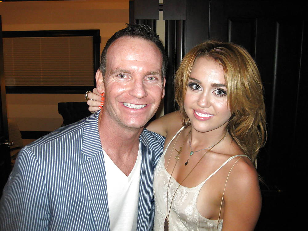 Miley Cyrus #9595082