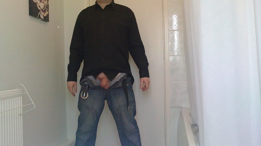 Stripping off naked for you all to enjoy. #4466015