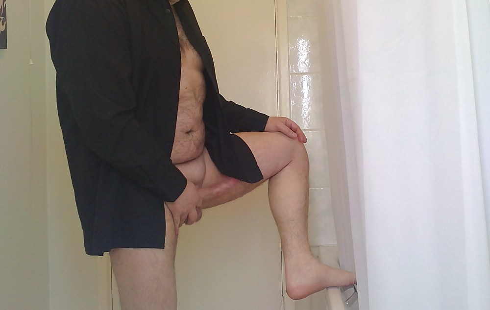 Stripping off naked for you all to enjoy. #4466039