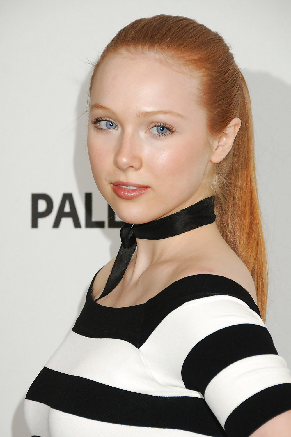 Molly Quinn - part 2 #17095474