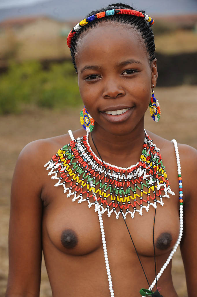 Afrikanische Schönheiten 001 #17931296