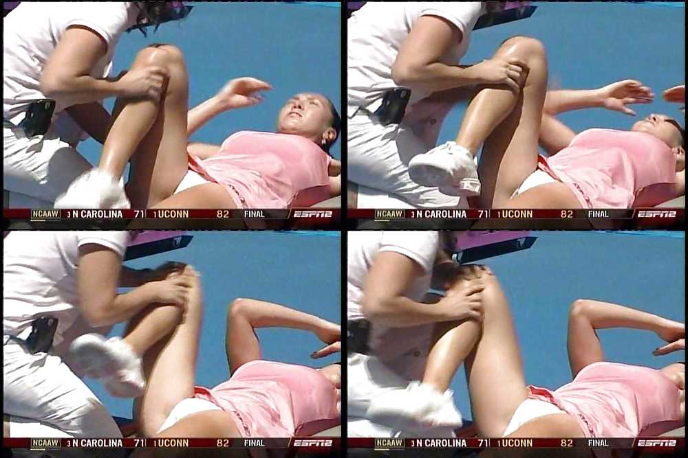 Chicas sexy de tenis - upskirt, pezones, piernas y cuerpo
 #14056574