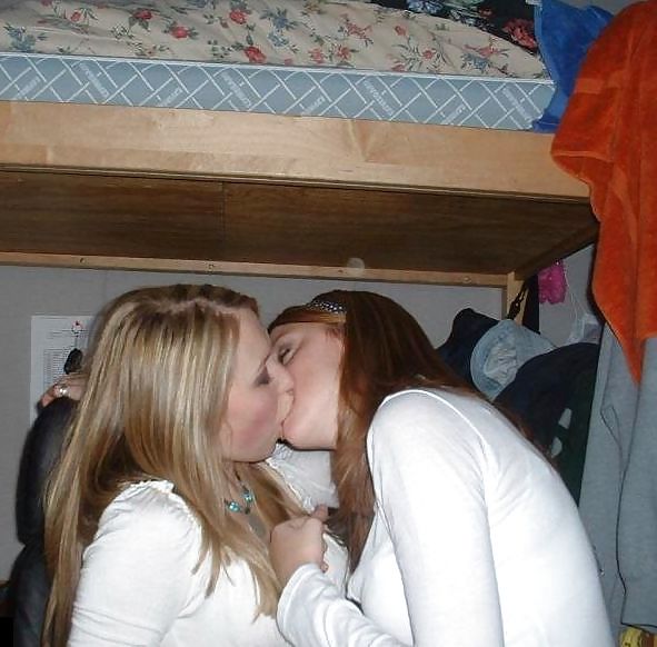 Girls Kissing Girls #9240553