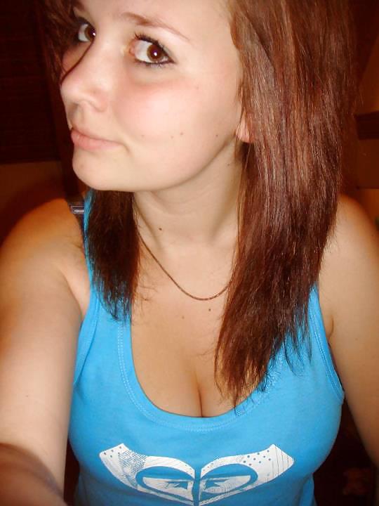 Horny Facebook Chick