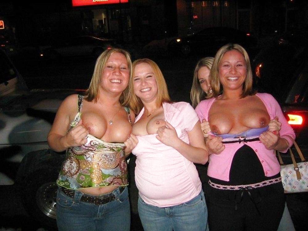 REALLY HOT GIRLS IN PUBLIC 18 #10363780