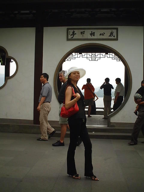 Chica china de hangzhou con axilas peludas
 #11148464