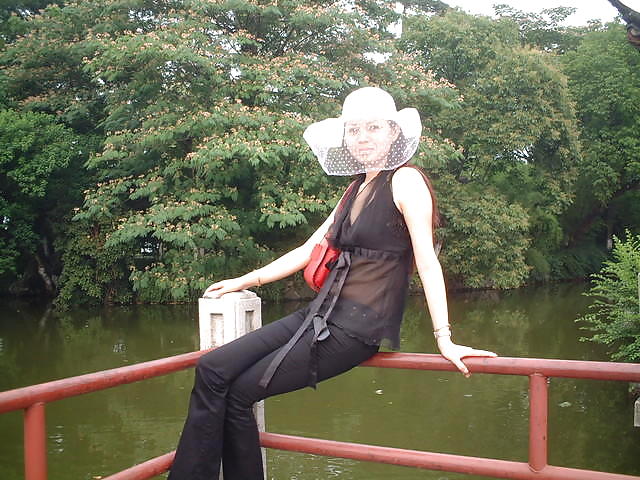 Chica china de hangzhou con axilas peludas
 #11148468