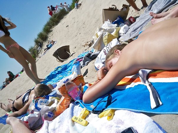 Boston College Girls on the Seaside #9473921