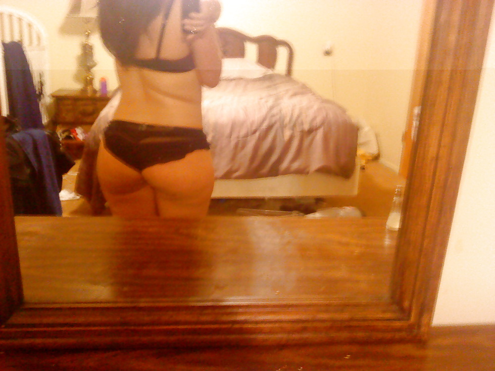 A girl's helpful friend #9415049