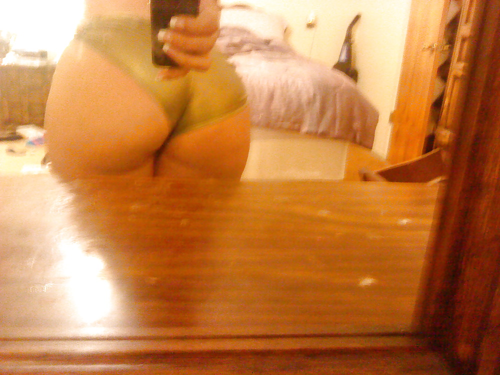 A girl's helpful friend #9415090