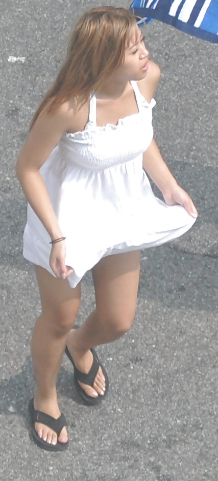 Harlem Girls in the Heat 117 New York Lifting Skirts #4594546