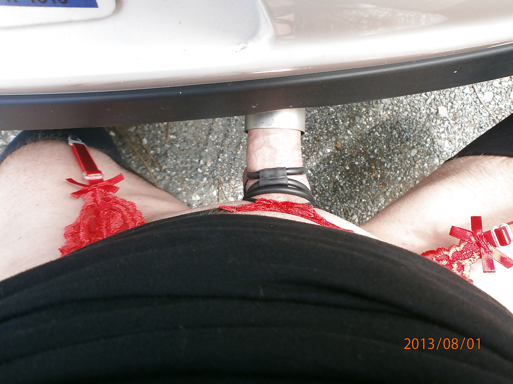 Exhib a bordeaux suce pipe queue shemale #20120002