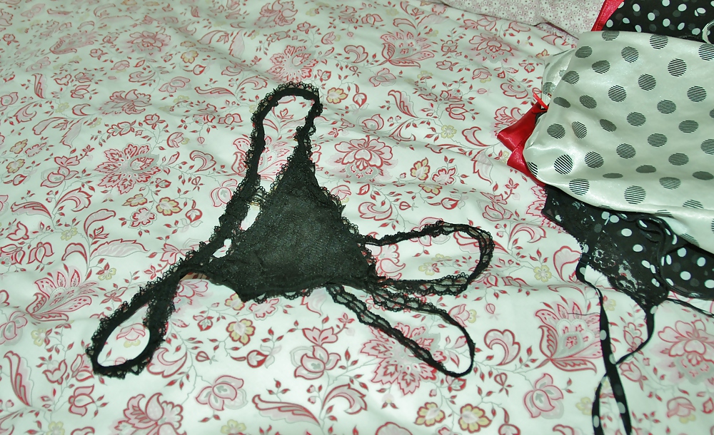 Older girls lingere while house sitting #3840654