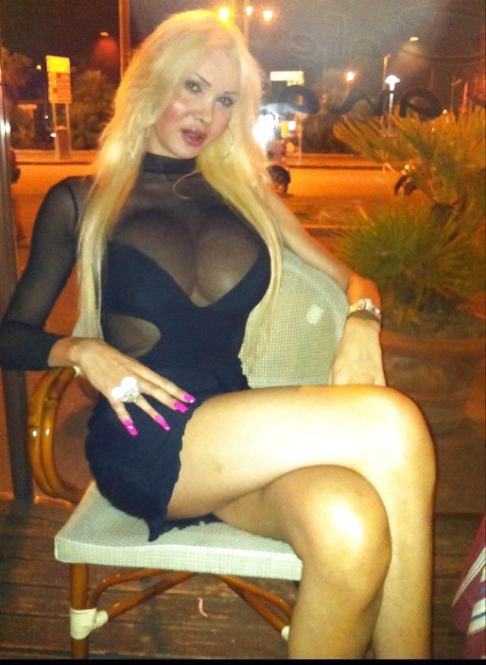 Big tits blonde - milf or shemale ? #11939495