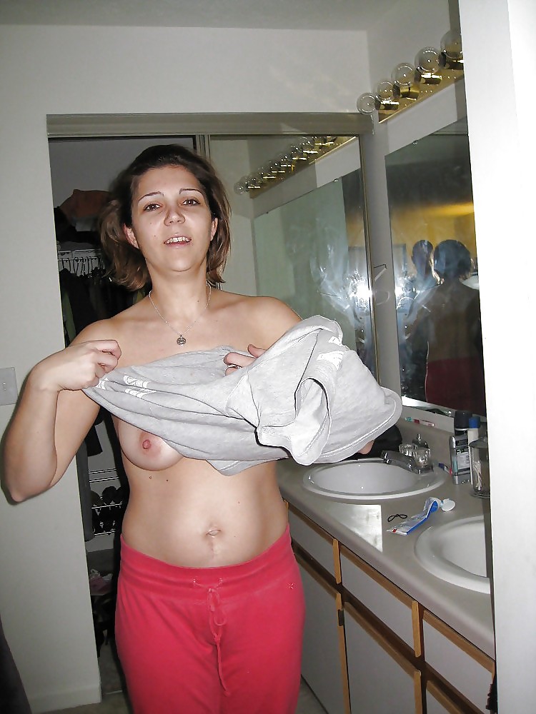 Love this sexy MILF Holly #8461702