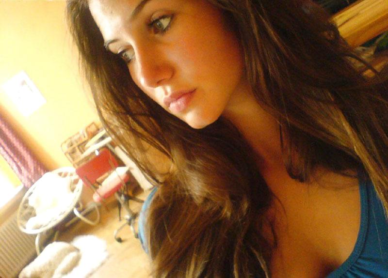 THE HOTTEST AMATEUR GIRL ON THE INTERNET #7750022