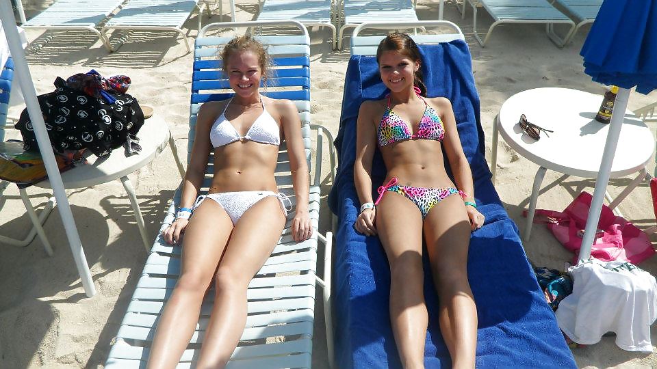 Putas al azar 10
 #18810898