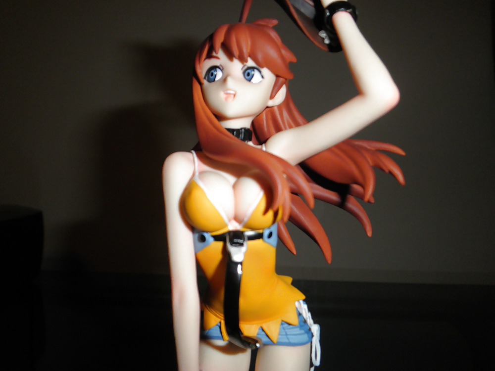 Figure bukkake 28 (meg) #8953315