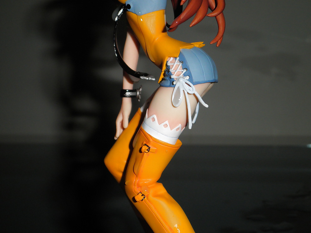 Figure bukkake 28 (meg) #8953321