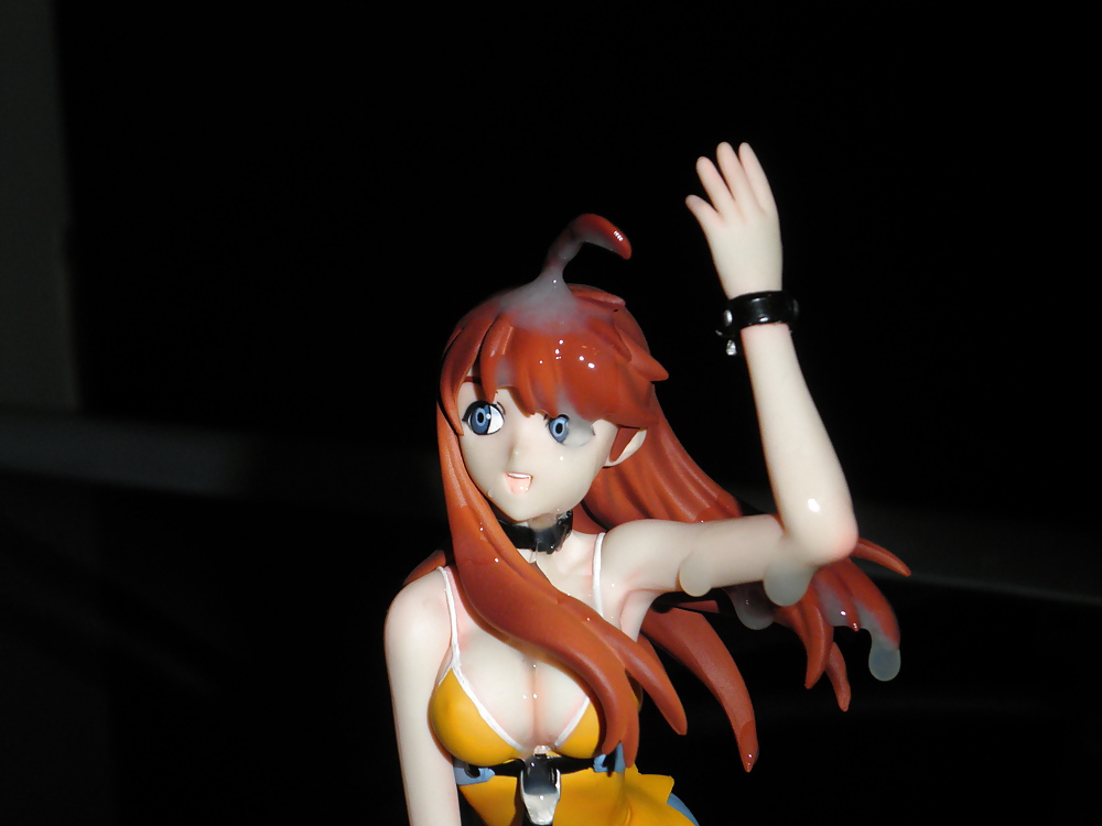 Figure bukkake 28 (meg) #8953358