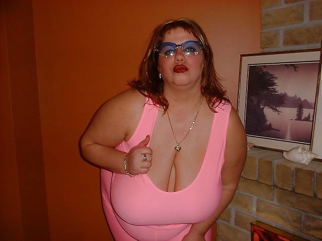 MILF BBW posing in her living room at X-mas #13064152