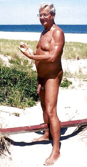 Papis Am Strand #7273353