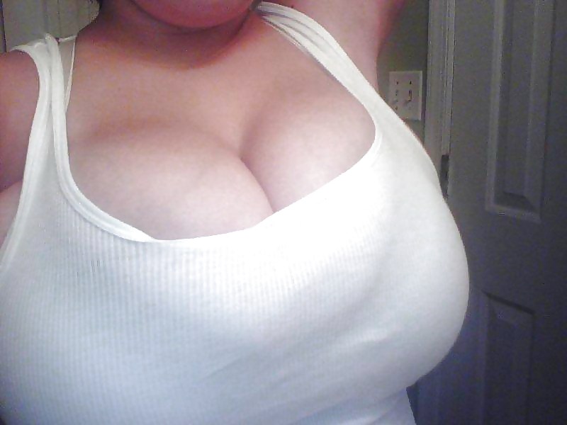 Too small bra - too big tits! #5244123