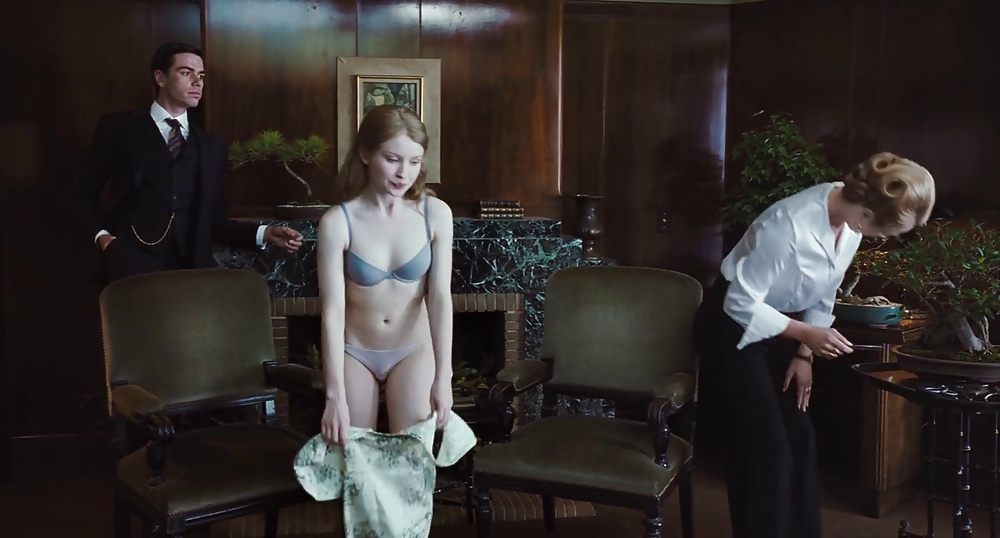 Emily browning Shot Screen Full HD #20557888