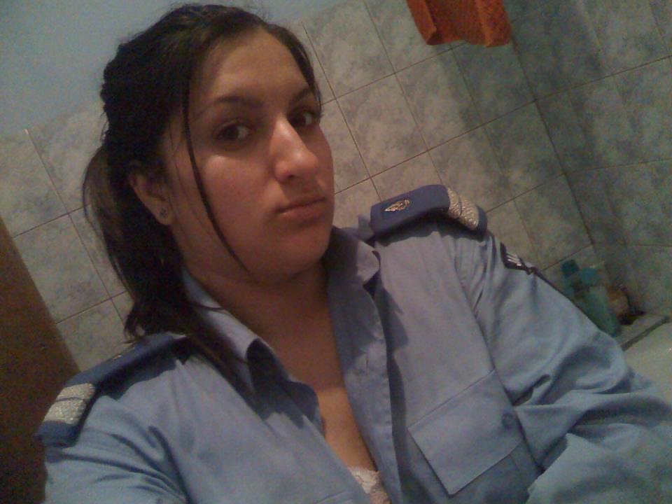 Rumänisch Mädchen: Angela #17830995