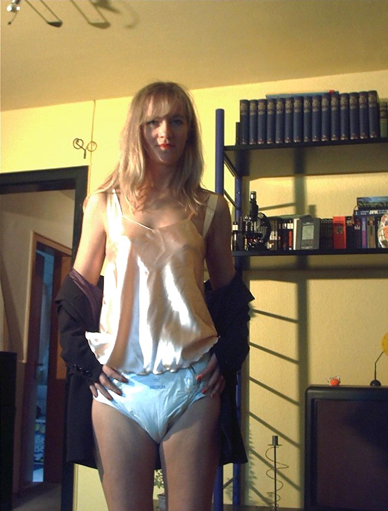 Blond Mature Woman In Diaper #3961926